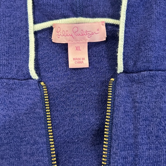 EUC Lilly Pulitzer full zip sweater jacket with hood. Size XL. - Picture 3 of 7
